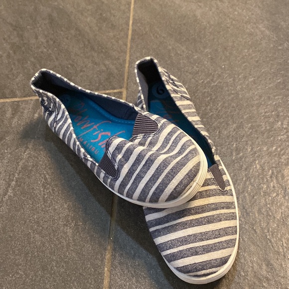Blowfish Shoes - Blowfish Navy and white womens slip on shoes